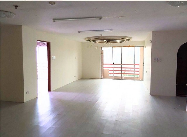 มาสเตอร์วิว เอ็กเซ็กคิวทิฟ เพลส 118.50 ตร.ม 2 นอน เจริญนคร 34/1