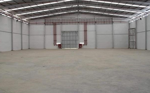 ให้เช่าโกดัง  1,200 -4,000 ตรม เขตปลอดอากร ปากเกร็ด นนทบุรี 