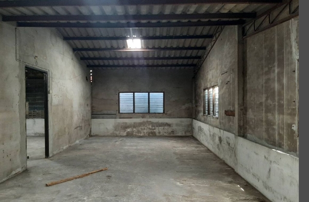 ให้เช่า อาคาร มีลิฟท์ ขนาด 264 ตรม ติดถนน พระรามสอง ตรงข้าม Lotus