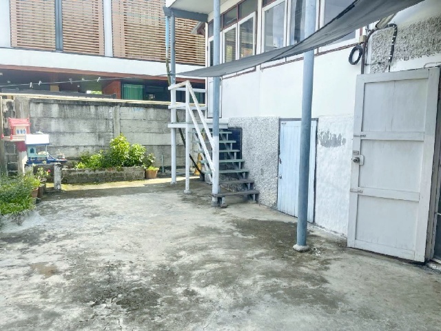 บ้านเดี่ยว 2.5 ชั้น  15 ตร.วา.60 ตร.ม.พณิชยการเชตุพน 1.9 กม. 3 นอน 1 น้ำ  วิวแม่น้ำเจ้าพระยา สะพานพระราม 9  