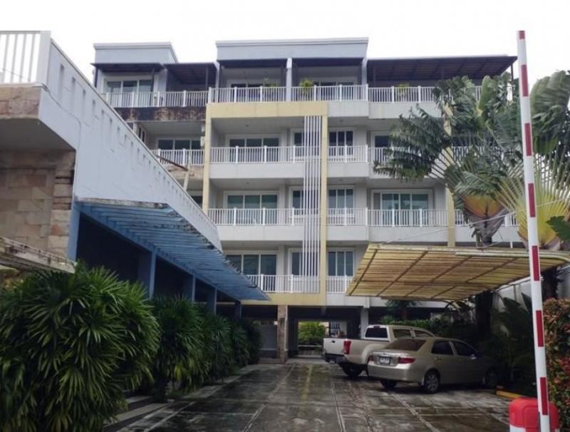 ขายคอนโดมือสอง อำเภอกะทู้  จังหวัดภูเก็ต โครงการ เดอะ ริช คอนโด