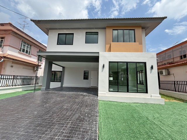 ขายด่วน  ชัยพฤกษ์  (บางบัวทอง) รีโนเวทสวย โซนใกล้สวนสาธารณะ และสระว่ายน้ำ  ใกล้เซ็นทรัลเวสต์เกต รถไฟฟ้าสายสีม่วง