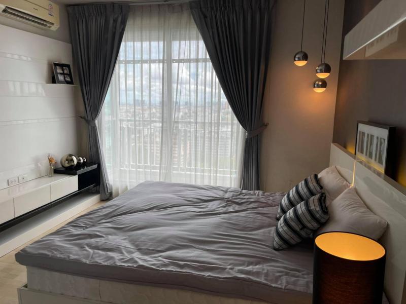 For Sale :: Rhythm Ratchada :: MRT รัชดา 0 เมตร :: 1 ห้องนอน ชั้นสูง วิวสวย บิ้วอินทั้งห้อง #R1C0915