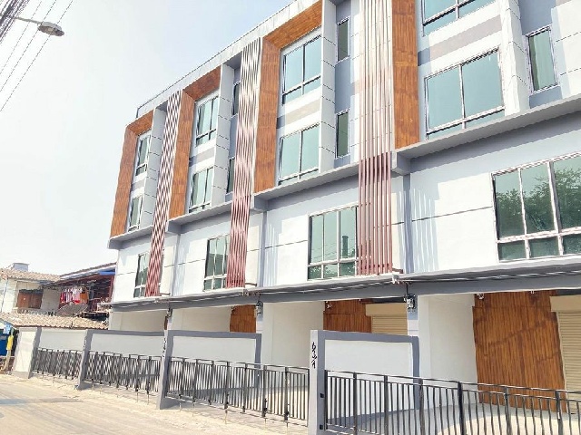 รร.สารสาสน์วิเทศบางบอน 4.8 กม.4 นอน  เพชรเกษม 69 ให้เช่าทาวน์โฮมหรู 4 ชั้น 24ตร.วา.354 ตร.ม. MRT หลักสอง 2.5 กม.  4 น้ำ 