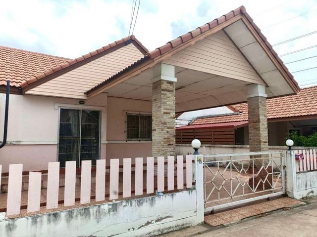 ขายบ้านแฝดมือสอง หมู่บ้านสุขฤทัย ซอยเขาน้ำซับ ศรีราชา ชลบุรี FP-H0478 