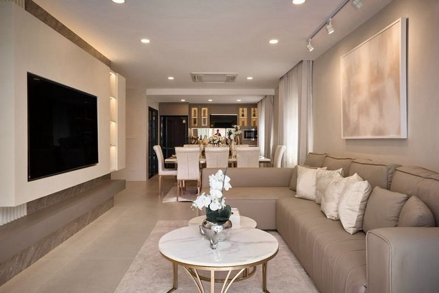 พูลวิลล่าสุดหรู ใจกลางเมือง ตกแต่งครบ โซนแม่เหียะ