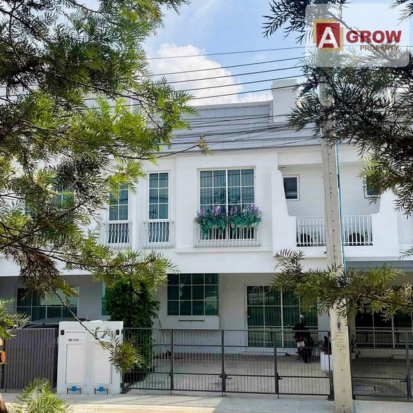 ให้เช่าโครงการวิลลาจจิโอ 3 ศรีนครินทร์-บางนา หน้าบ้านติดสวน บ้านใหม่ตกแต่งทั้งหลัง พร้อมอยู่