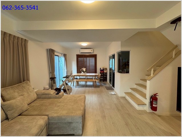 ขายบ้านแฝด 2 ชั้น หมู่บ้านวิลลาจจิโอ บางนา-เทพารักษ์ บ้านตกแต่งสวยพร้อมอยู่ เฟอร์นิเจอร์และเครื่องใช้ไฟฟ้าครบ หลังริม