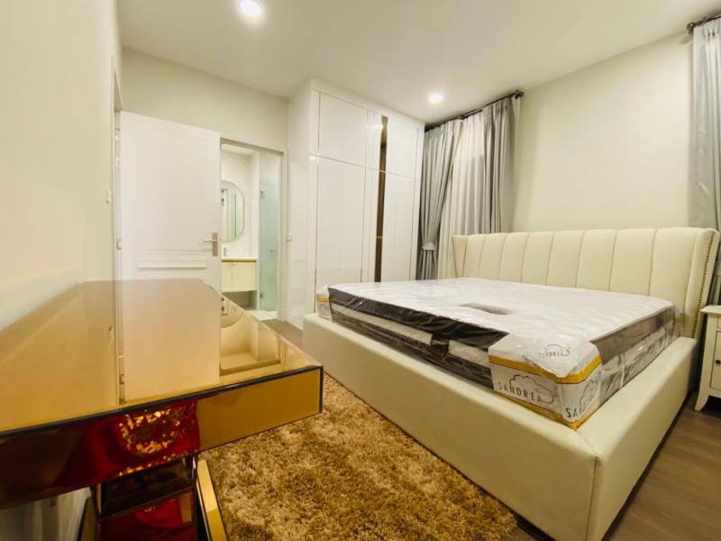 ขายบ้านเดี่ยวนันทวัน พระราม9 กรุงเทพกรีฑาตัดใหม่  106ตรวา 303ตรม 4นอน5น้ำ 1แม่บ้าน1ห้องน้ำแม่บ้าน  จอดรถ4-5คัน ขาย40.9M