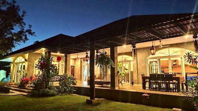 ขายด่วนต่ำกว่าราคาพูลวิลล่า สไตล์รีสอร์ท สันทราย         