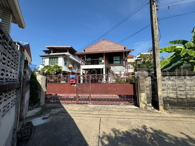 P1 บ้านเดี่ยว 2 หลัง ซอยงามวงศ์วาน 23 - ซอยวัดบัวขวัญ นนทบุรี