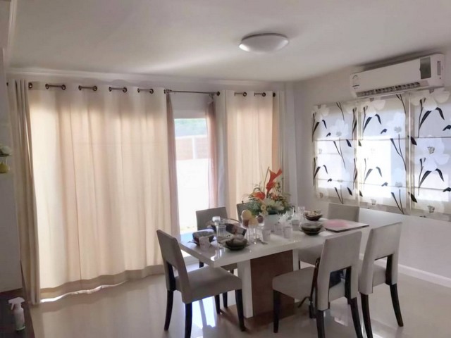 ให้เช่า บ้านเดี่ยว2ชั้น 64ตรว. ถนนร่มเกล้า เขตมีนบุรี ติดถนนใหญ่ ใกล้มหาวิทยาลัยเกษมบัญฑิต