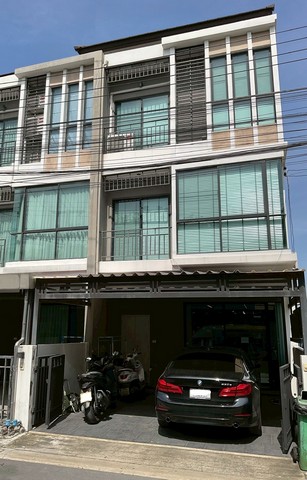 ขายโฮมออฟฟิศสุด Cool อาคาร Townhome 3 ชั้น โครงการหมู่บ้าน Prime Kaset Nawamin ลาดพร้าว