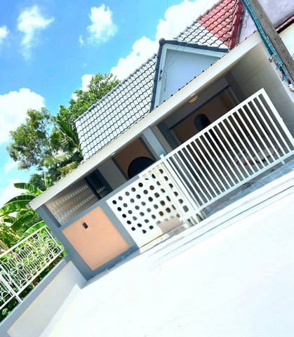 ม.สุขใจ1 หนองตำลึง เฮ้าส์ชั้นเดียวหลังริมมีพื้นที่ข้างบ้าน พื้นที่ 22ตรว 2 ห้องนอน 1 ห้องน้ำ 1 ห้องครัว  