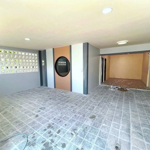 ม.สุขใจ1 หนองตำลึง เฮ้าส์ชั้นเดียวหลังริมมีพื้นที่ข้างบ้าน พื้นที่ 22ตรว 2 ห้องนอน 1 ห้องน้ำ 1 ห้องครัว