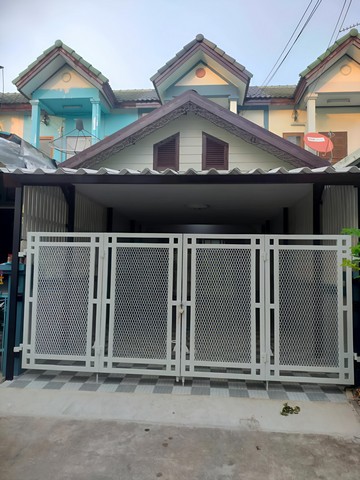 ขายบ้านโซนวัดอู่ชลบุรี หมู่บ้านอู่ทองเฮ้าส์ ต.นาป่าหลังโลตัสเอ็กเพลส  ทาวน์เฮ้าส์2ชั้น  พื้น20  ตรว