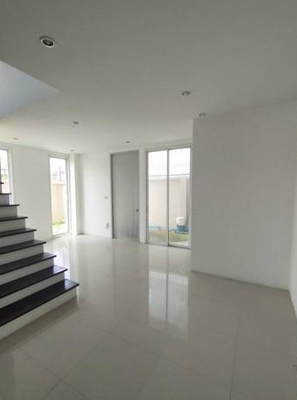 ให้เช่าโฮมออฟฟิต4ชั้น 300ตร.ม.ย่านรามอินทราใกล้แฟชั่นไอแลนส์,MRTวงแหวนรามอินทรา