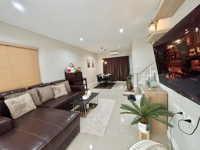 ให้เช่าบ้านสวย 2 ชั้น โครงการ กาญกนกวิลล์22 สารภี