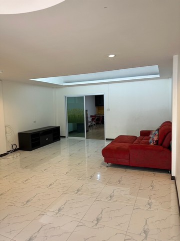 ให้เช่า ทาวน์เฮ้าส์ 2 ชั้น หมู่บ้านไพลิน วิลล่า อุดรธานี