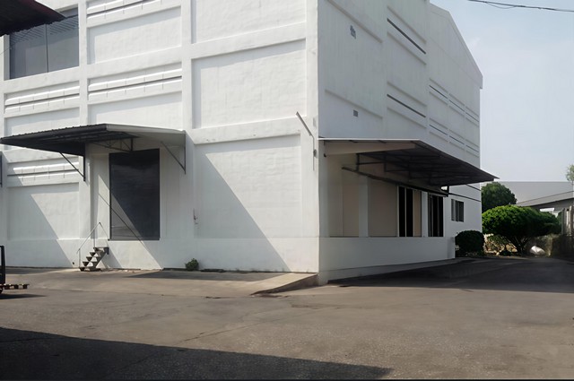 ให้เช่าอาคาร 5 ชั้น พื้นที่รวม 8,640 ตรม. แบ่งได้เป็น 4 ยูนิต บางปูใหม่ อ.เมืองสมุทรปราการ