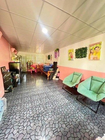 หอพัก 4 ห้องบนที่ดิน 1 งาน  ค่าเช่าห้องละ 3,000บาท/ห้อง/ด..หอพักมีคนอยู่เต็ม