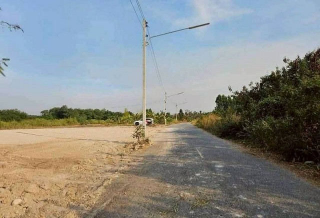 ขายด่วนที่ดินหนองบอนแดงชลบุรี บนเนื้อที่ 3 ไร่  ที่ดินผังสีเหลือง ที่ดินอยู่ในแหล่งโซนโรงงานหนองบอนแดง