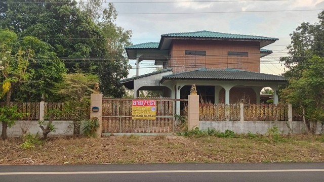 ขายบ้านพร้อมที่ดิน 100 ตร.ว บ้านเมือง  ไทยเจริญ  ยโสธร   ZE815