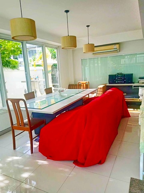 ตลาดบองมาร์เช่ 290ม. รถไฟฟ้าวัดเสมียนนารี 1.4กม.ให้เช่าอาคารสำนักงาน 4ชั้น 320ตร.ม.38ตร.วา เซ็นทรัล ลาดพร้าว 1.8 กม.