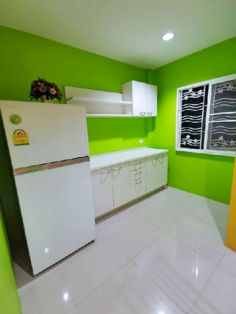 เดอะมอลล์ งามวงศ์วาน 2.5 กม. MRTแคราย 1.4 กม. ให้เช่าทาวน์โฮม 19ตร.วา.229ตร.ม. 3ชั้น 3นอน 4น้ำ เฟอร์ 4แอร์ MRTสนามบินน้ำ 1.1กม.