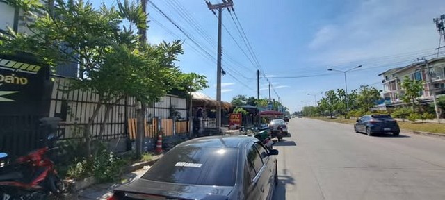 ติดถนนเลี่ยงตลาดหนองมน ขายทาวน์เฮาส์ชั้นเดียว ที่อยู่อาศัย ค้าขาย