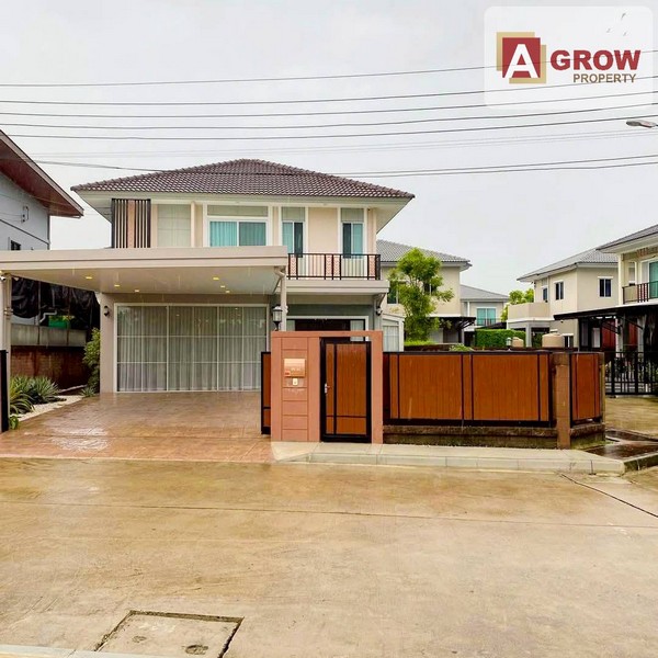 หมู่บ้านภัสสร เพรสทีจ จตุโชติ-วัชรพล บ้านพร้อมสระว่ายน้ำ เฟอร์ครบพร้อมอยู่