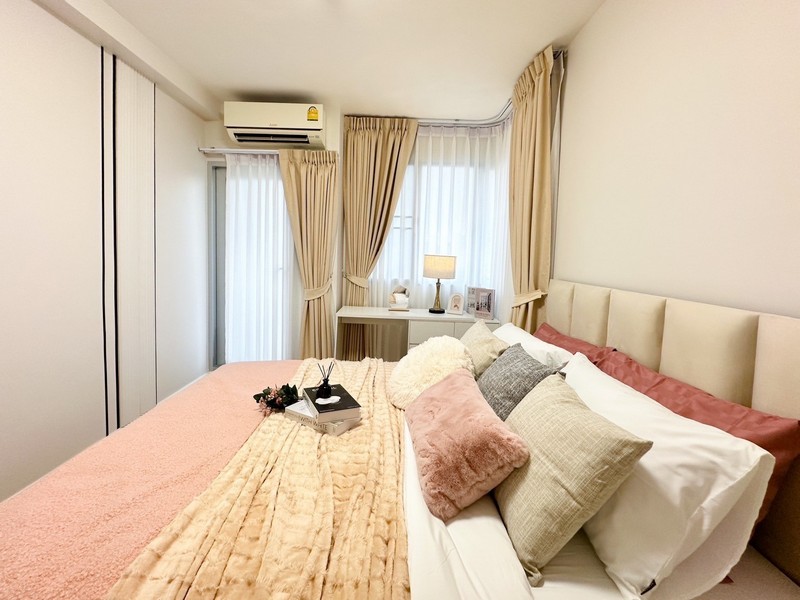 S68-01-004 ขายคอนโด รีโนเวทใหม่ทั้งห้อง ตกแต่งสวยน่าอยู่ ซิตี้โฮม รัชดา ปิ่นเกล้า ห้อง 42.09 ตรม มีเฟอร์นิเจอร์ครบ ครัวบิ้วอินให้