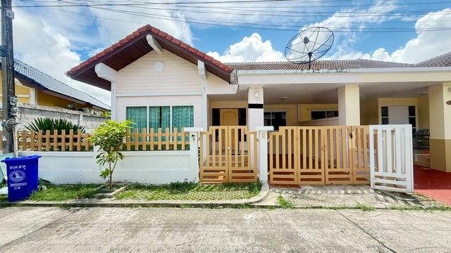 หมู่บ้านรุ่งระวีภูเก็ต บ้านแฝดสภาพเดิม 43วา 2ห้องนอน 1ห้องน้ำ ใกล้สนามบินภูเก็ต