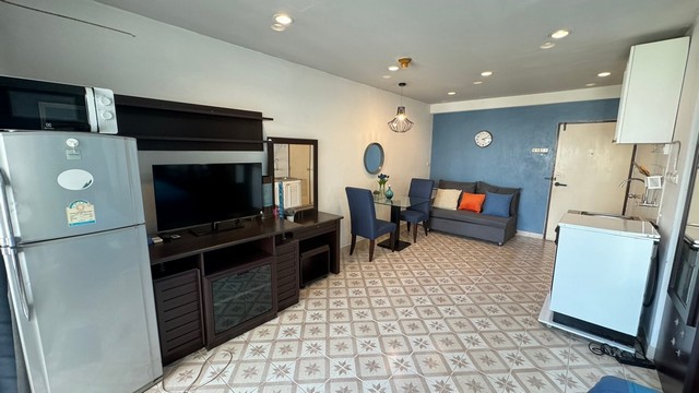 Saranjai Mansion comfortable clean private 14th floor BTS Nana