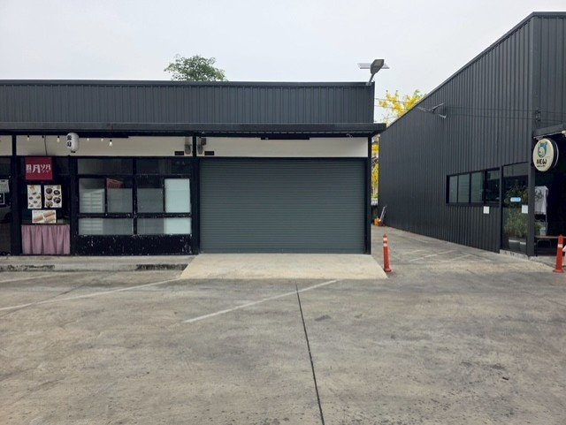 ให้เช่าสำนักงาน ร้านค้า โกดัง คลังสินค้า พื้นที่ 77 ตรม ซอยพัฒนาการ 38 มี 7-11 ในโครงการ พร้อมที่จอดรถ