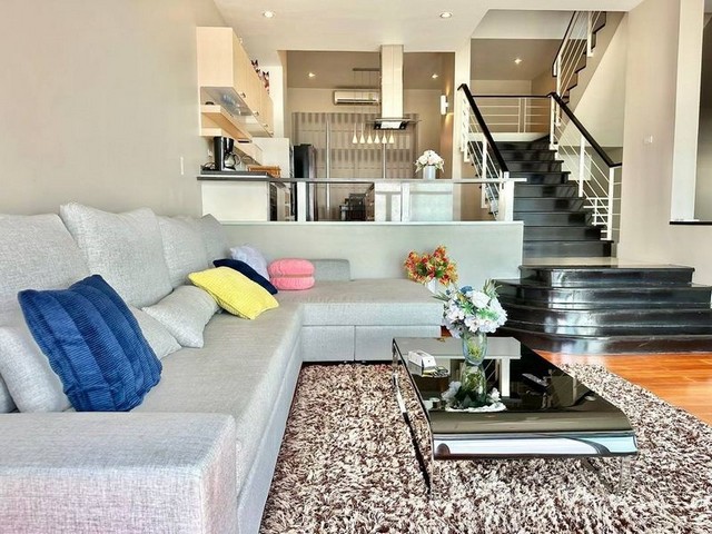 ขายบ้าน 4 ชั้น วิวทะเล บ้านพักตากอากาศ มบ.เฮอร์ริเทจ บางพระ TP-H1270