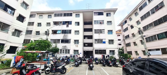 คอนโดมิเนียม Baan Eua Arthorn Saimai บ้าน เอื้ออาทร สายไหม 32sq.m. 1นอน 500000 บาท. สภาพเยี่ยม! ทำเลดี ใกล้แหล่งชุมชนมากมาย ใกล้รถไฟฟ้าสถานีคูคต ใกล้โรงพยาบาลภูมิพล สนามบินดอนเมือง ตลาดสายไหม บิ๊กซีสะพานใหม่ ตลาดเอสที ตลาดเพิ่มสิน แม็คโครเทพรักษ์ ใกล