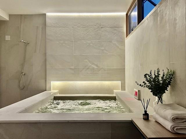 ให้เช่าทาวน์เฮาส์2ชั้น 30ตร.ว. ย่านเอกมัย22ปรีดีพนมยงค์41 ใกล้BTSพระโขนงรีโนเวทใหม่ พร้อมออนเซ็นส่วนตัว