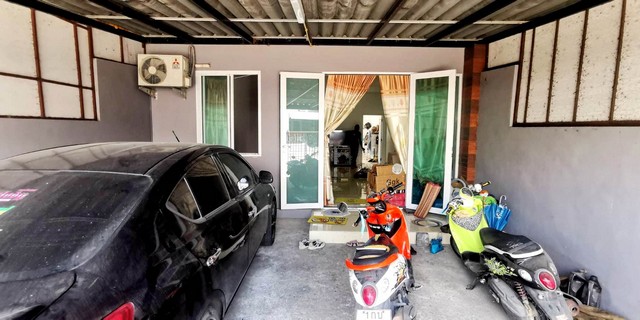 TOWNHOUSE อนานคร 2 1400000 BAHT 2 Bedroom ขนาดพื้นที่ 25 ตาราง-วา 0 Ngan 0 RAI ไม่ไกลจาก ใกล้โรงเรียนเซ็นต์แมรี่ โรงเรียนเอกอโยธยา ตลาดจอมพล ป. ตลาดสีขวา กรมที่ดินวังน้อย เทศบาลบ้านสร้าง การเดินทางสะดวก อยู่ติดถนนโรจนะ (ทาวน์เฮ้าส์มือสอง) ราคา งามๆ อ