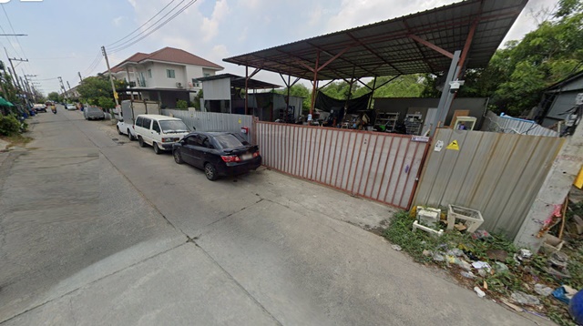 ฟิวเจอร์พาร์ค รังสิต 1.6 กม.ให้เช่าที่ดินพร้อมบ้าน มีรั้วรอบ เทพื้นคอนกรีตแล้ว ม.กรุงเทพ รังสิต 4 กม.2 นอน รพ.วิภาวดีรังสิต 1.7 กม.