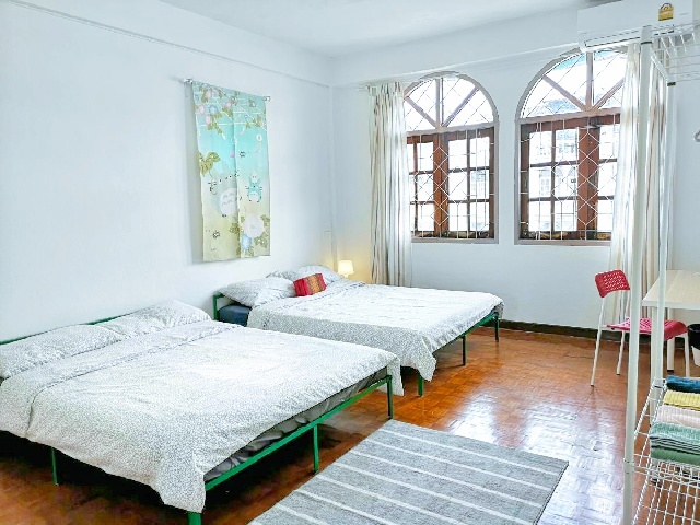 ให้เช่าทาวเฮ้าส์หรู 5 ชั้น+ดาดฟ้า สะพานพระราม5 5นอน  มจพ. 2.46กม. พร้อมเฟอร์  MRT แยกติวานนท์ 1.7กม. บิ๊กซี ติวานนท์ 1.4 กม.