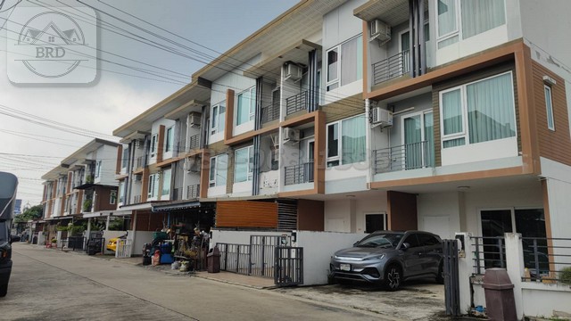 ขายถูกมากทาวน์โฮม3ชั้น Tust City เพียง 4.2 ล้านบาท ถนนงามวงศ์วาน25 ใกล้สวน80พรรษา 140 เมตร เมืองนนท์ จ.นนทบุรี