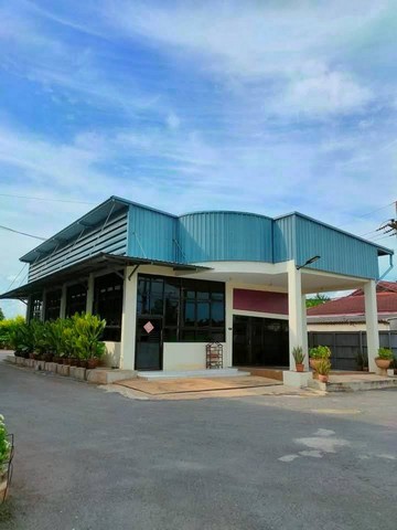 ขายโกดังสำนักงานสามพรานนครปฐม  5 ไร่ 3 งาน 36 ตร.วา  พื้นที่สีเหลือง  มีใบรง. 4 