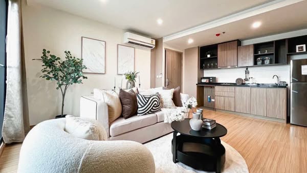 ขาย / ให้เช่า คอนโดเดอะ แกลลอรี่ แบริ่ง-สุขุมวิท107 รีโนเวทใหม่ในสไตล์ Modern Minimal Luxury แต่งครบ พร้อมอยู่ 