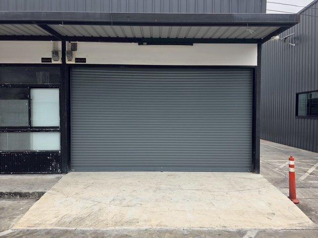 ให้เช่าสำนักงาน ร้านค้า โกดัง คลังสินค้า พื้นที่ 77 ตรม. ซ.พัฒนาการ 38 มี 7-11 ในโครงการ