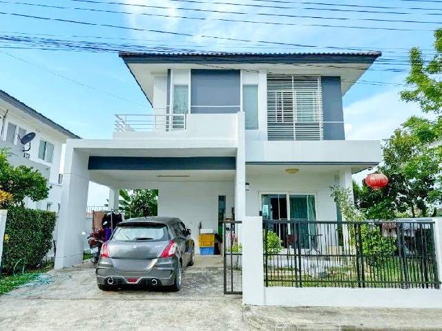 ให้เช่าบ้านเดี่ยวหรู 2 ชั้น  52 ตร.วา.แลนด์แอนด์เฮ้าส์ สันทราย แยกหนองจ๊อม 210 ตร.ม.ม.แม่โจ้ 3.5 กม.3 นอน 2 น้ำ พร้อมเฟอร์ รพ.แม่ริม 5 กม.