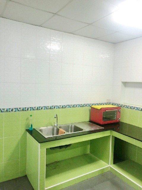 สาทร-กัลปพฤกษ์ ตลาดสำเพ็ง 2 300ม.ให้เช่าทาวน์โฮม 3 ชั้น 26 ตร.วา.300 ตร.ม. 3 นอน 5แอร์