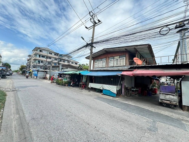 ขายที่ดินเปล่าถมแล้ว..ที่เปล่าเพชรเกษม 48 แยก16 ใกล้ MRT ที่เปล่าภาษีเจริญ ต.บางด้วน อ.ภาษีเจริญ จ.กรุงเทพ ผังเมืองสีส้ม
