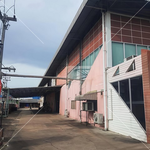 ขายโรงงานคลังสินค้า 11​-2-33​ ไร่ พื้นที่ขนาด 3,000 ตรม  ผังม่วงลาย สามารถขอใบอนุญาต รง.4ได้ โซนนิคมอุตสาหกรรมอมตะซิตี้