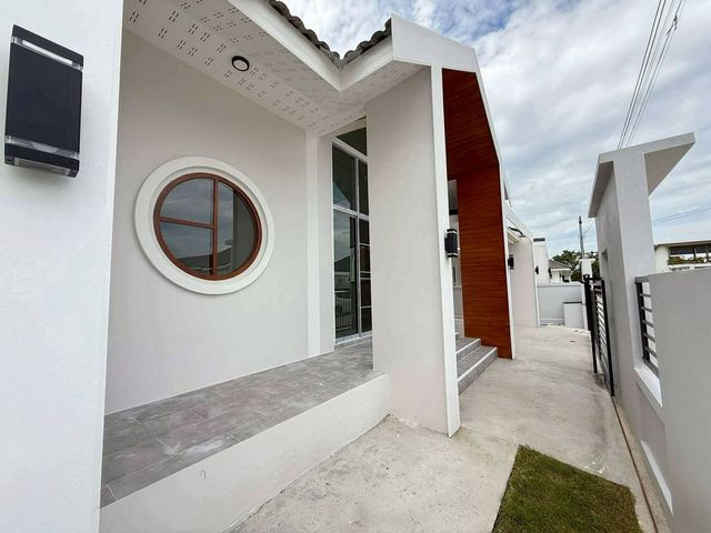 ขายเพียง 2.65 ล้าน | #ดอยสะเก็ด บ้านใหม่ #สไตล์มูจิ & #มินิมอล โปร่งโล่ง อยู่สบาย สงบ ไม่วุ่นวาย ใกล้ถนนใหญ่เพียง 800 เมตร